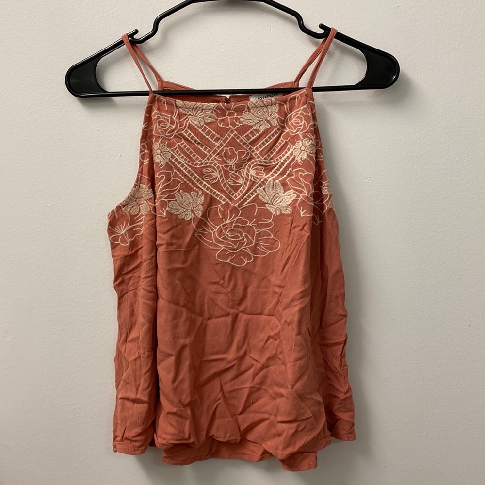 Floral Embroidered Tank Top